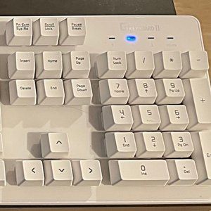 **Almost NEW** G-Keyboard (White) - Membrane/Plunger Gaming Keyboard**